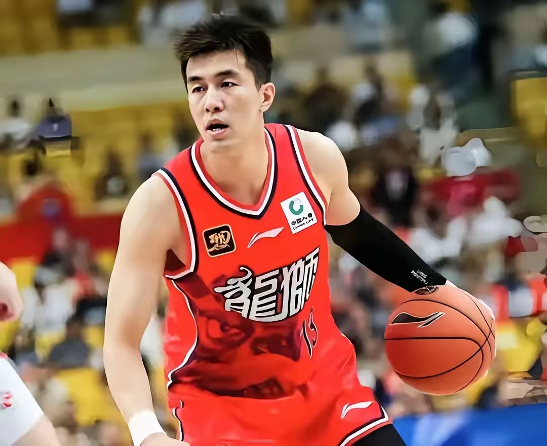 福建队轻取公牛,郭艾伦点燃赛场 福建队轻取公牛,郭艾伦点燃赛场