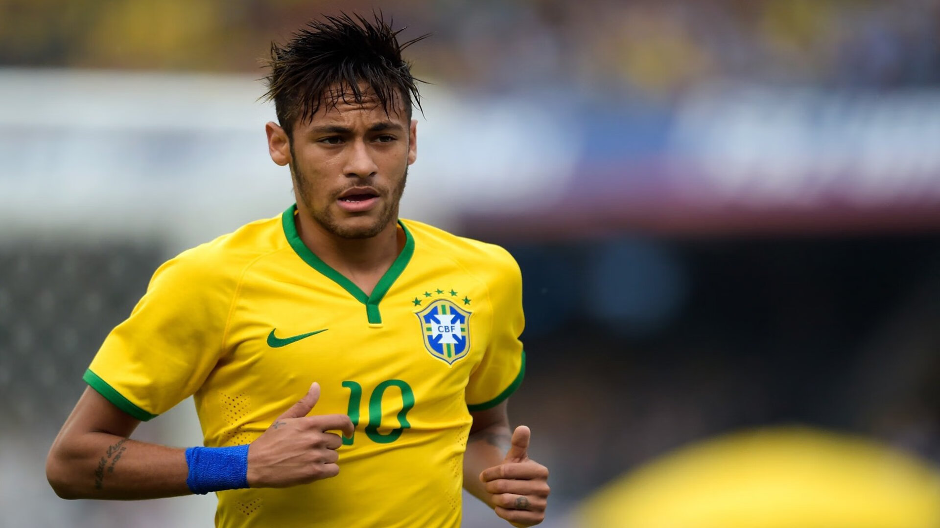 巨人的回响，武切维奇在总决赛之夜的孤星闪耀